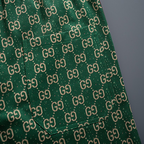 ブランドハーフパンツ角部分ディテール